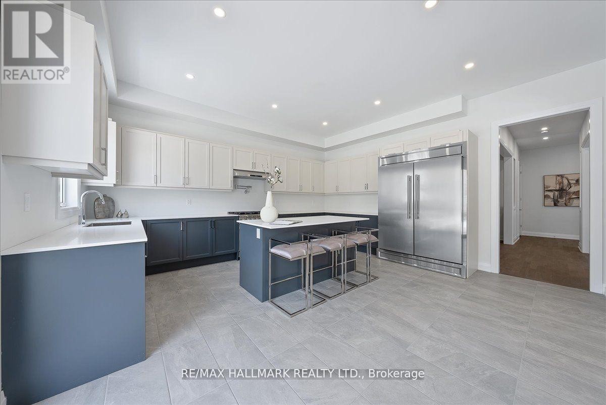 












15 AIDA PLACE N

,
Richmond Hill (Oak Ridges),




Ontario
L4E2Y5

