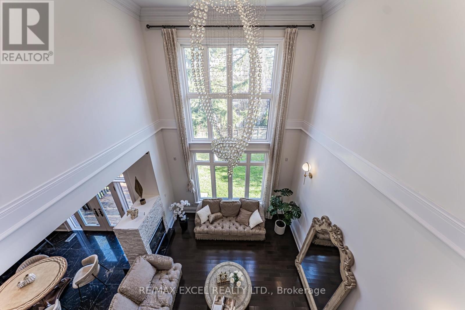 












19 ADDISON STREET

,
Richmond Hill (North Richvale),




Ontario
L4C9N1

