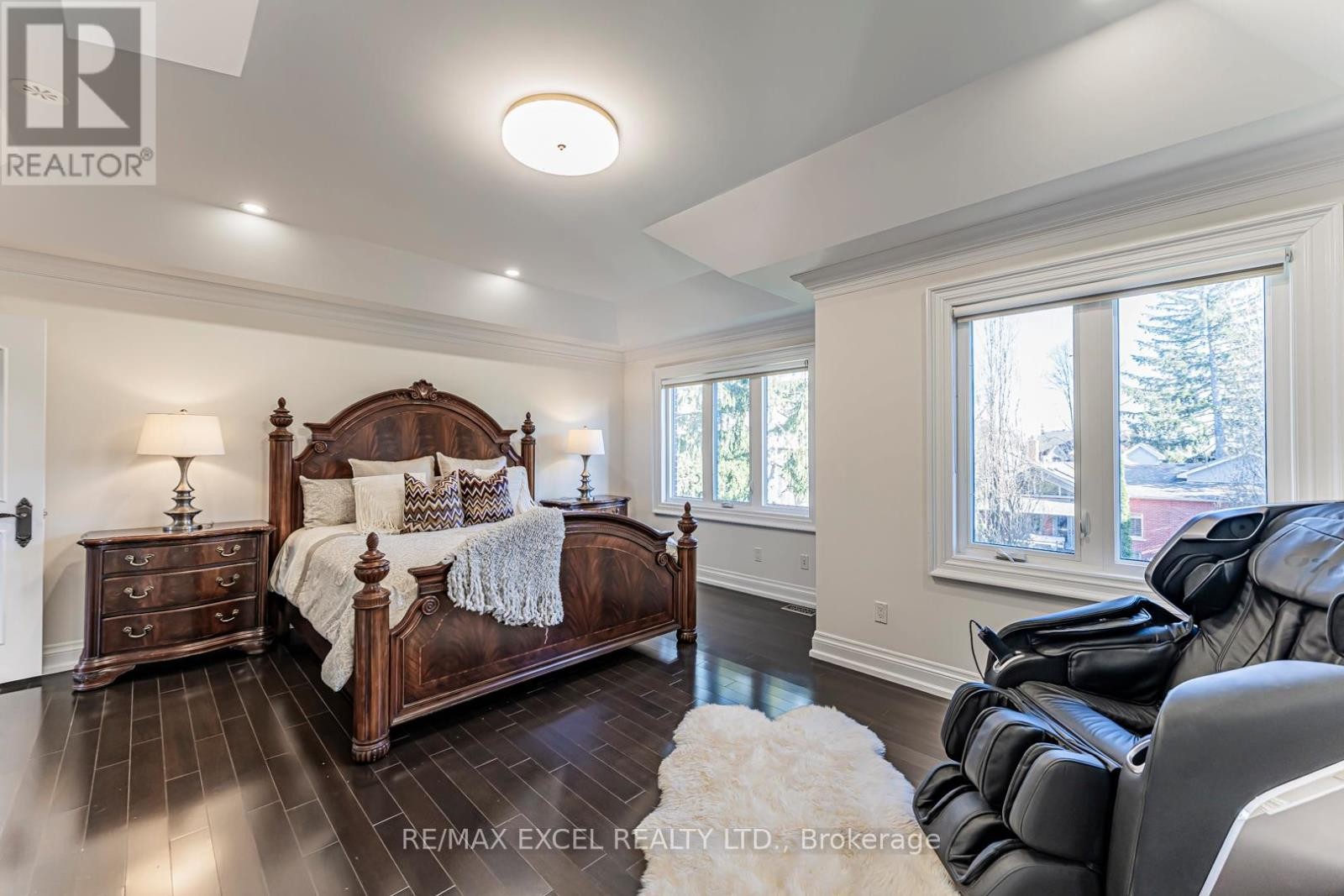 












19 ADDISON STREET

,
Richmond Hill (North Richvale),




Ontario
L4C9N1


