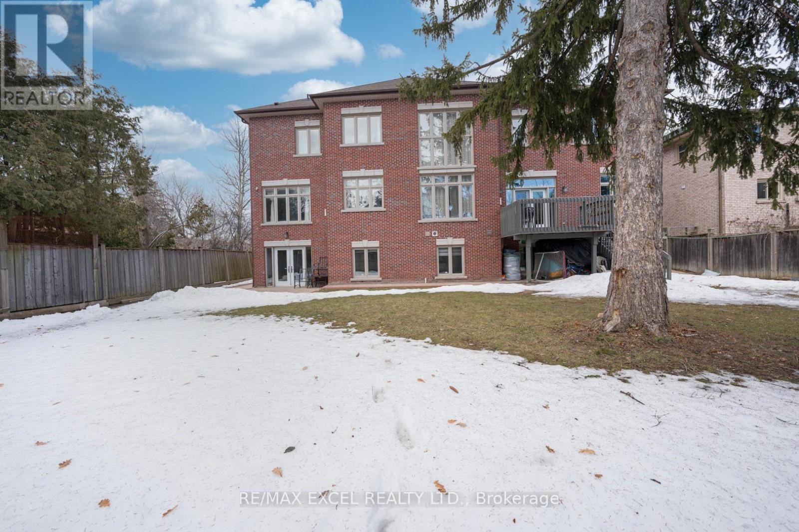 












19 ADDISON STREET

,
Richmond Hill (North Richvale),




Ontario
L4C9N1

