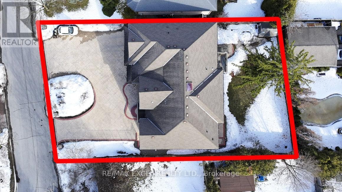 












19 ADDISON STREET

,
Richmond Hill (North Richvale),




Ontario
L4C9N1

