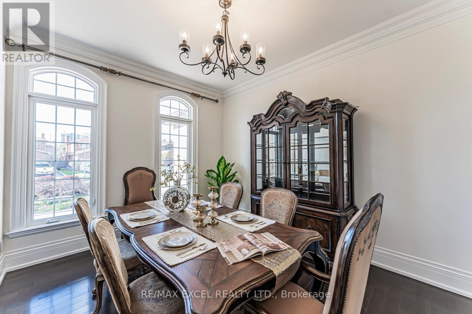 












19 ADDISON STREET

,
Richmond Hill (North Richvale),




Ontario
L4C9N1

