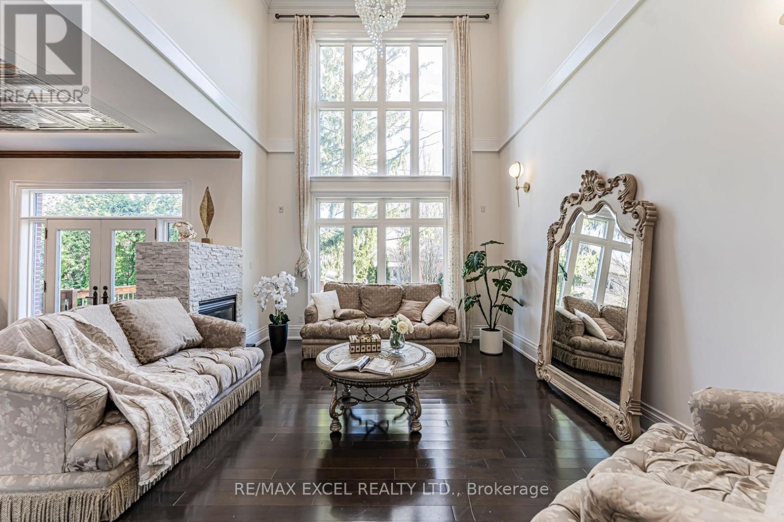 












19 ADDISON STREET

,
Richmond Hill (North Richvale),




Ontario
L4C9N1

