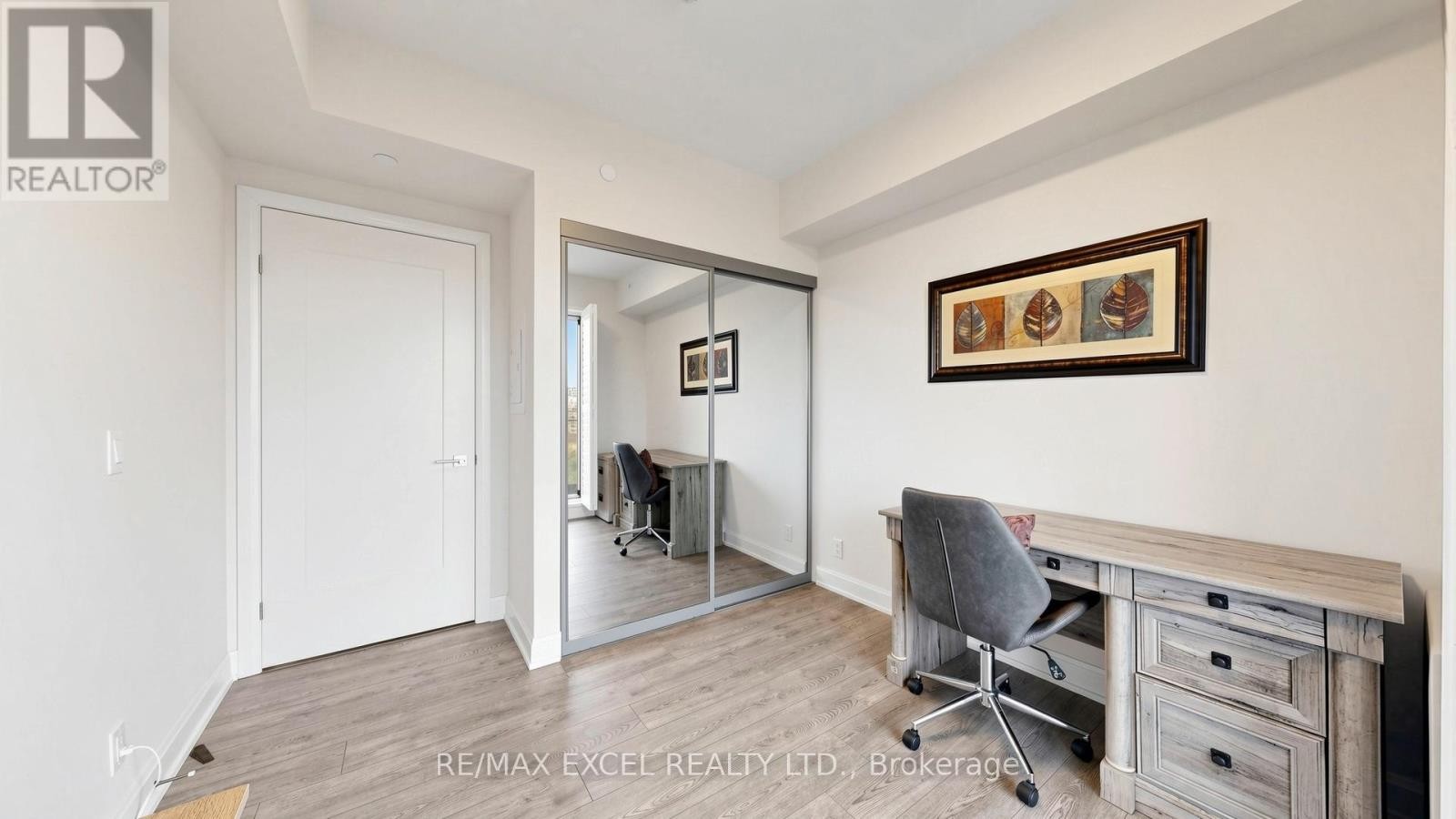 












1005 - 8 WATER WALK DRIVE

,
Markham (Unionville),




Ontario
L3R6L4

