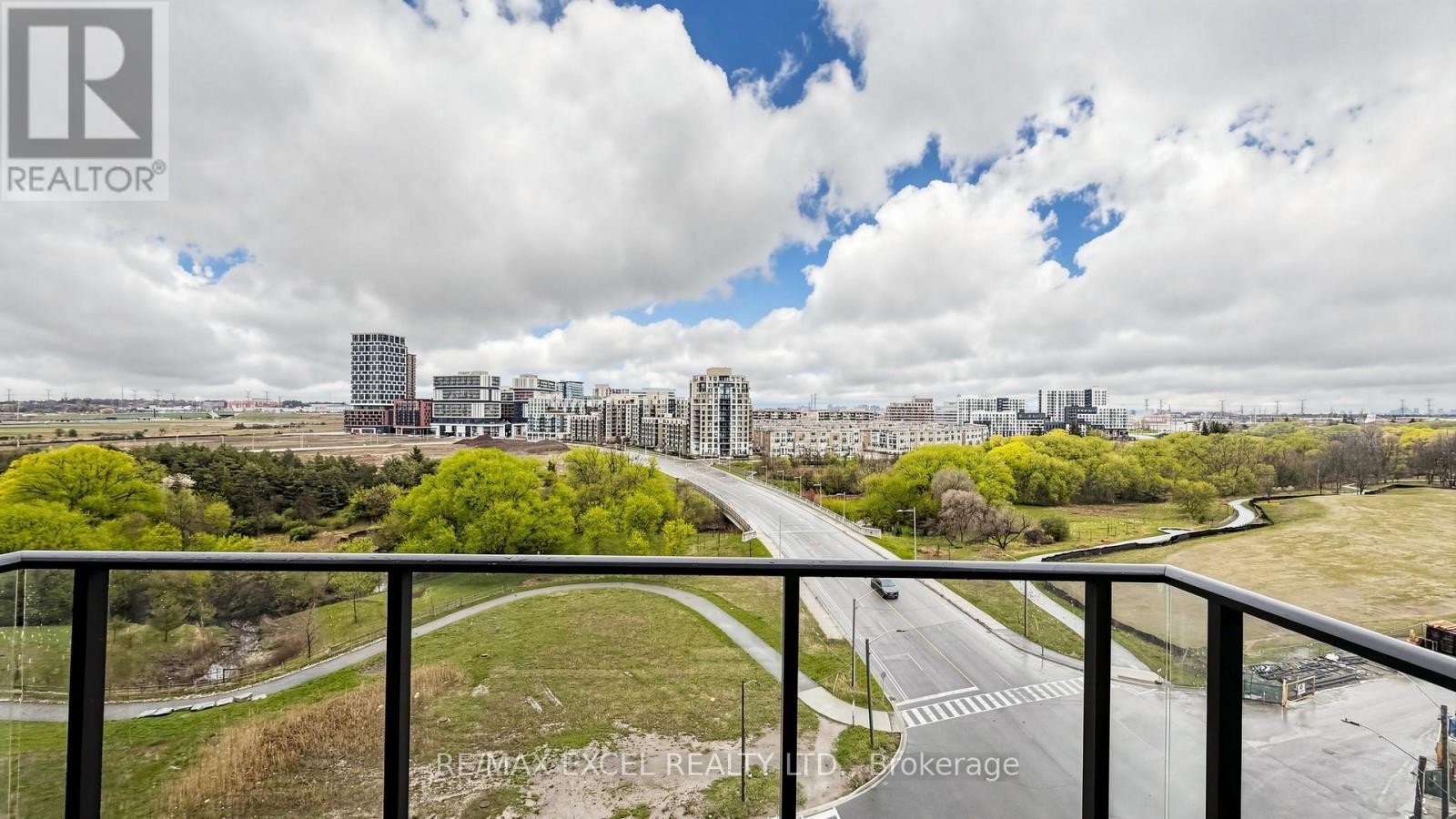 












1005 - 8 WATER WALK DRIVE

,
Markham (Unionville),




Ontario
L3R6L4

