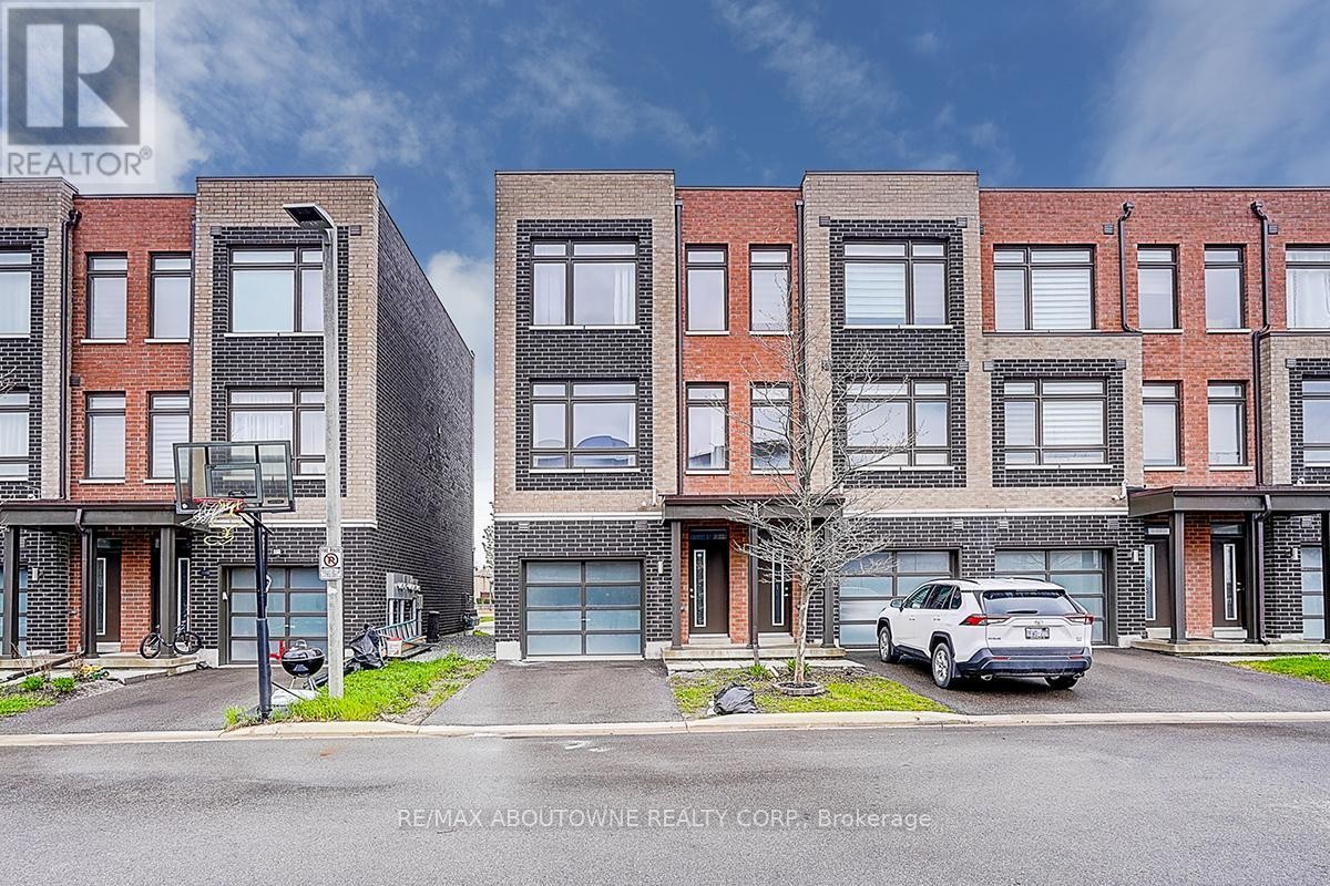 












52 SAINTFIELD DRIVE

,
Vaughan (Vaughan Grove),




Ontario
L4L0L6

