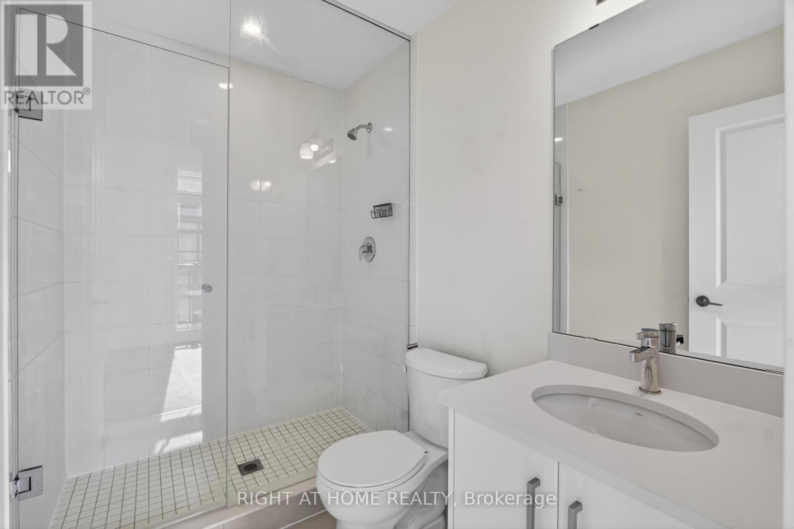 












1 - 12860 YONGE STREET

,
Richmond Hill (Oak Ridges),




Ontario
L4E1J4

