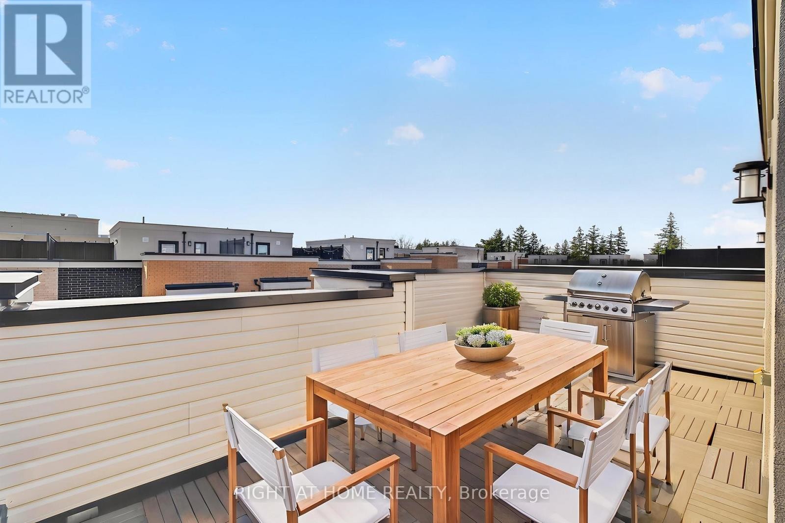 












1 - 12860 YONGE STREET

,
Richmond Hill (Oak Ridges),




Ontario
L4E1J4

