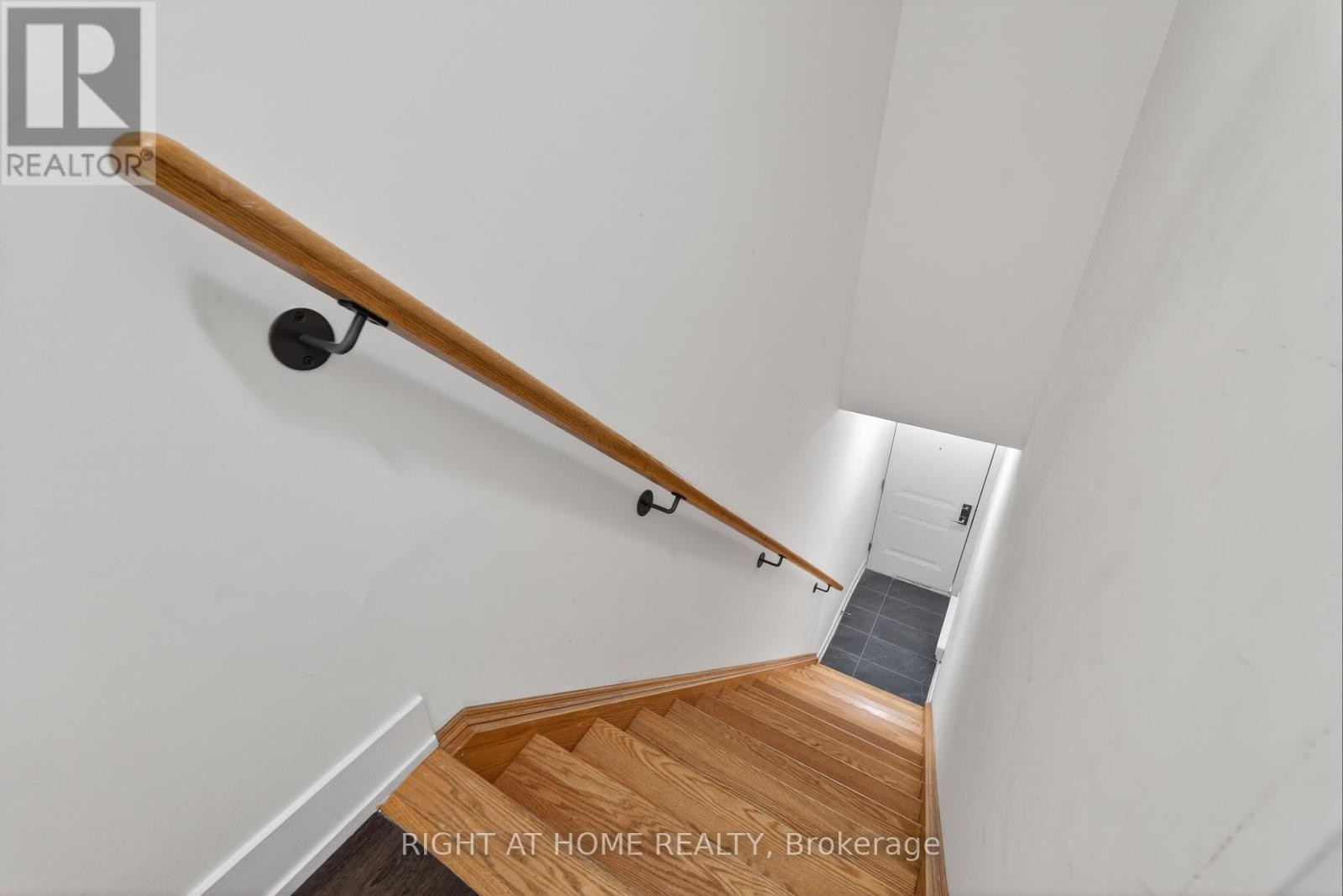 












1 - 12860 YONGE STREET

,
Richmond Hill (Oak Ridges),




Ontario
L4E1J4

