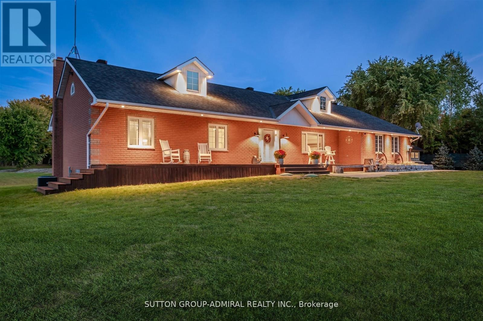 












250 DENNEY DRIVE

,
Essa,




Ontario
L3W0T8

