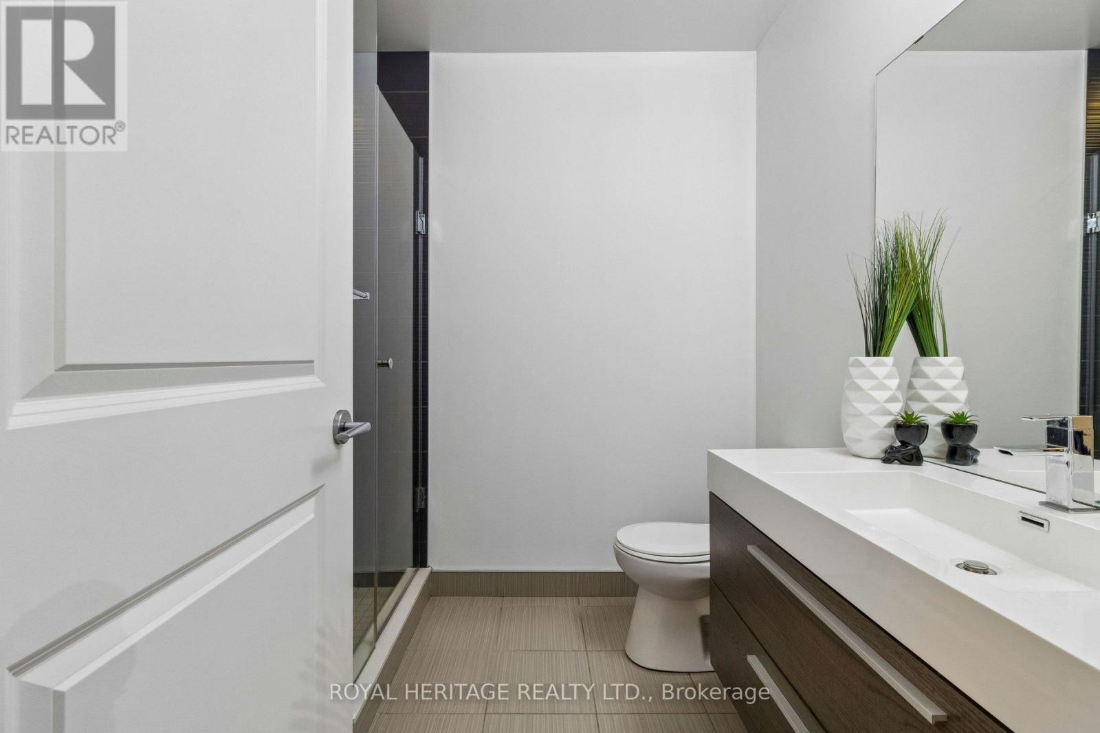 












1212 - 180 ENTERPRISE BOULEVARD

,
Markham (Unionville),




Ontario
L6G0G4

