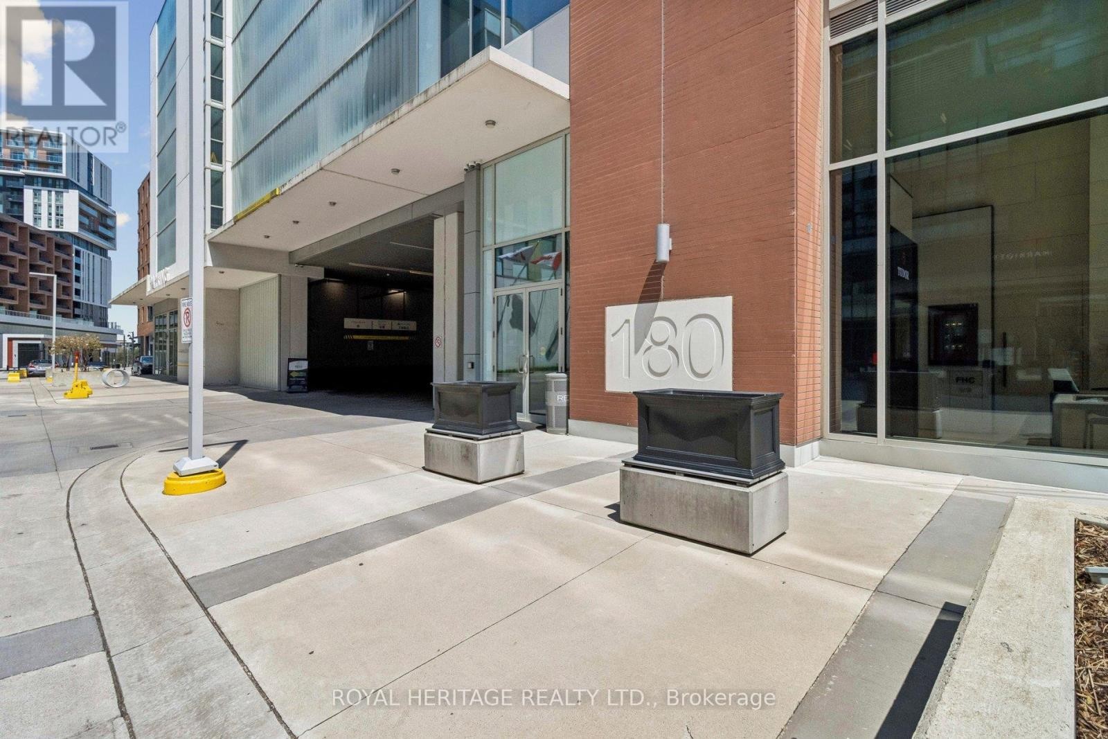 












1212 - 180 ENTERPRISE BOULEVARD

,
Markham (Unionville),




Ontario
L6G0G4

