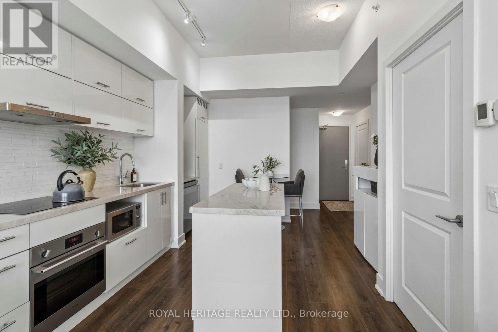 












1212 - 180 ENTERPRISE BOULEVARD

,
Markham (Unionville),




Ontario
L6G0G4

