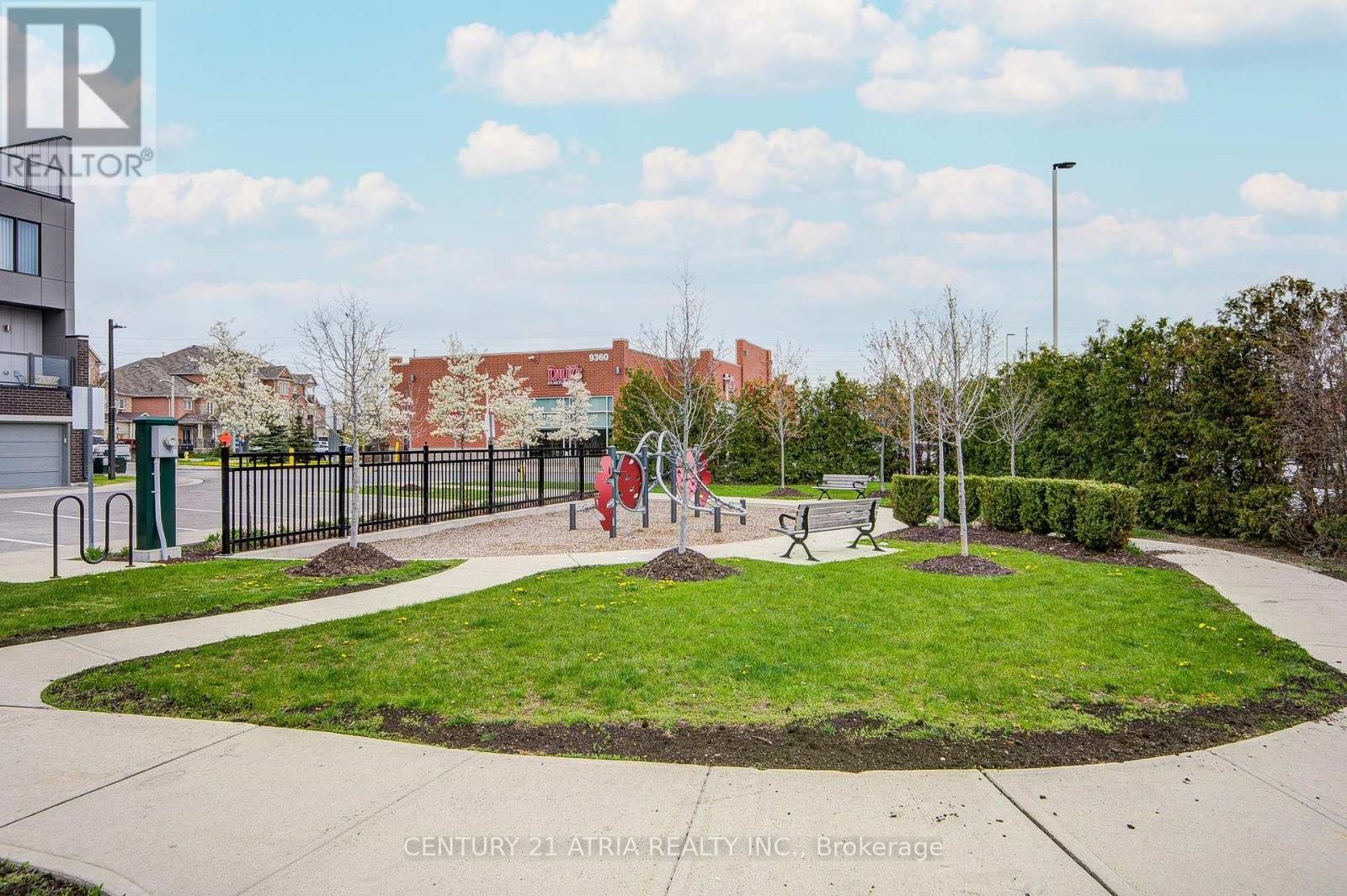 












49 COHEN WAY

,
Vaughan (Patterson),




Ontario
L6A5B4

