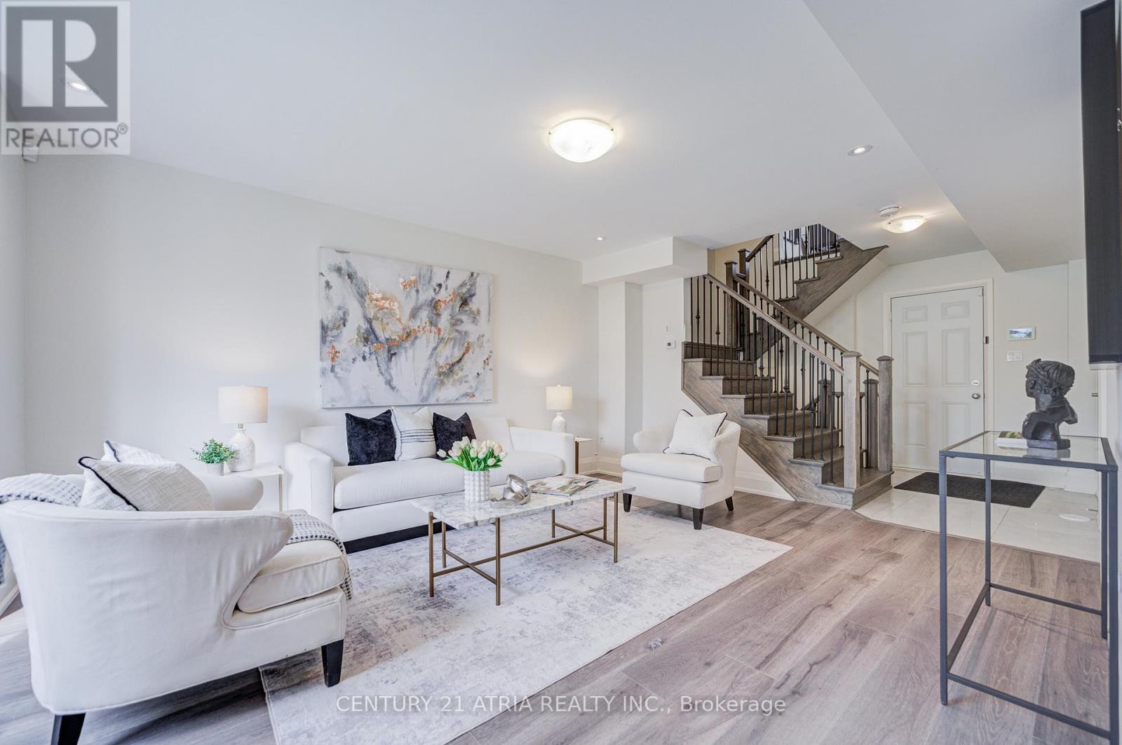 












49 COHEN WAY

,
Vaughan (Patterson),




Ontario
L6A5B4

