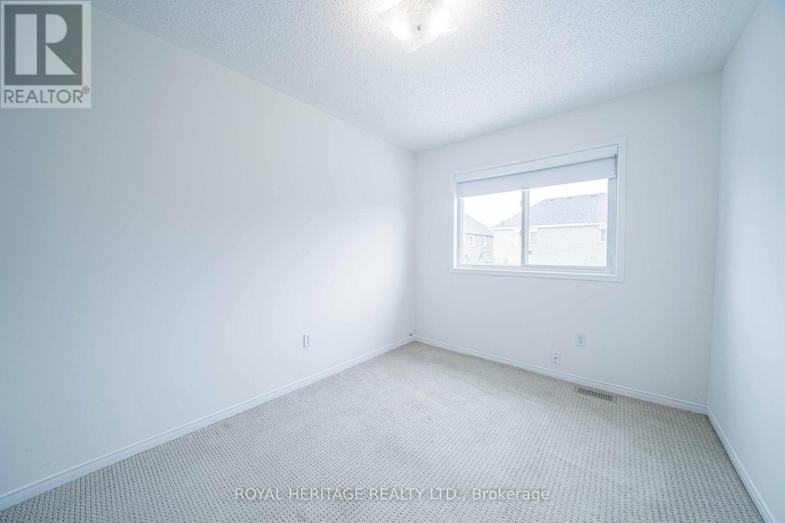 












344 CASTLEMORE AVENUE

,
Markham (Berczy),




Ontario
L6C2R6

