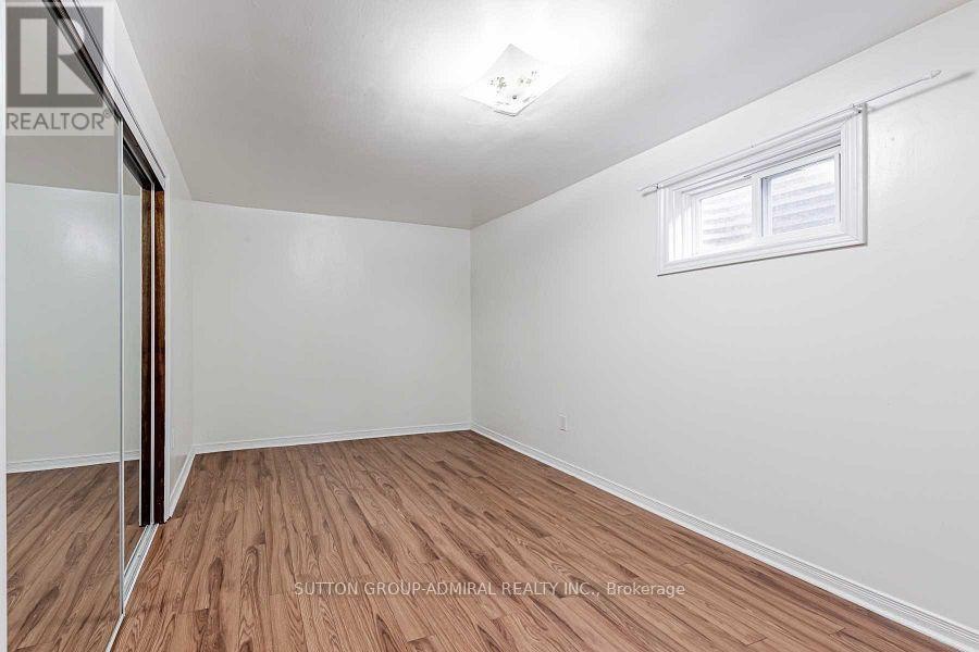 












BASEMENT - 123 CHERRY HILLS ROAD

,
Vaughan (Glen Shields),




Ontario
L4K1M3

