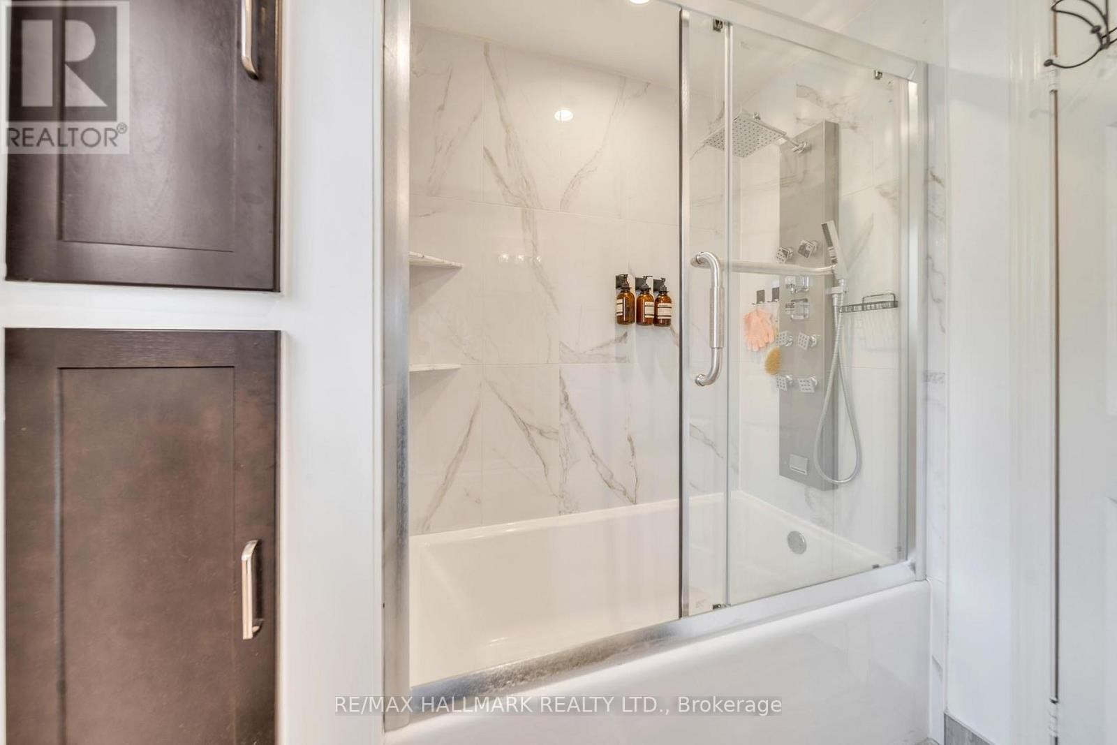 












58 ALEXIS ROAD

,
Markham (Thornlea),




Ontario
L3T6Z8

