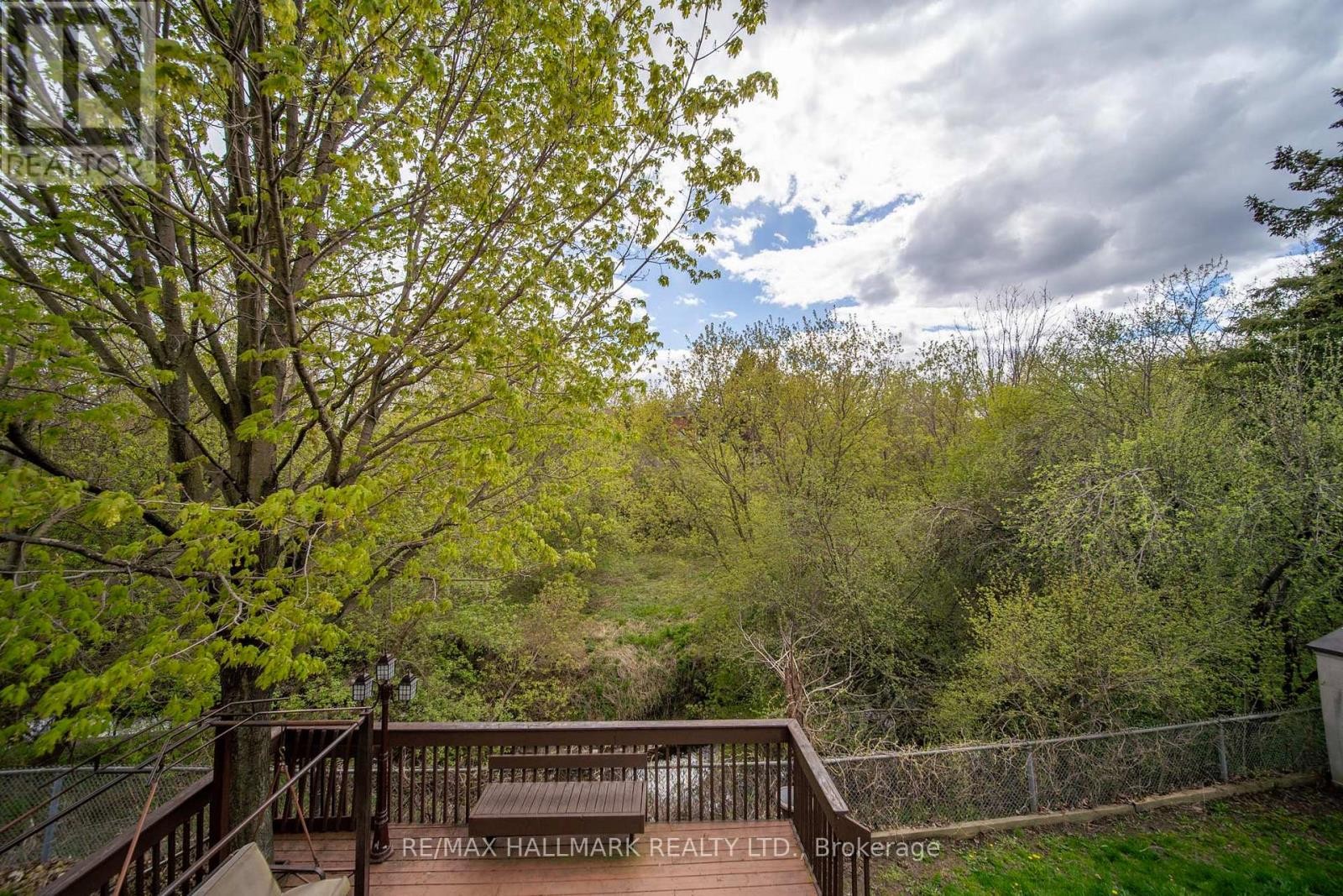 












58 ALEXIS ROAD

,
Markham (Thornlea),




Ontario
L3T6Z8

