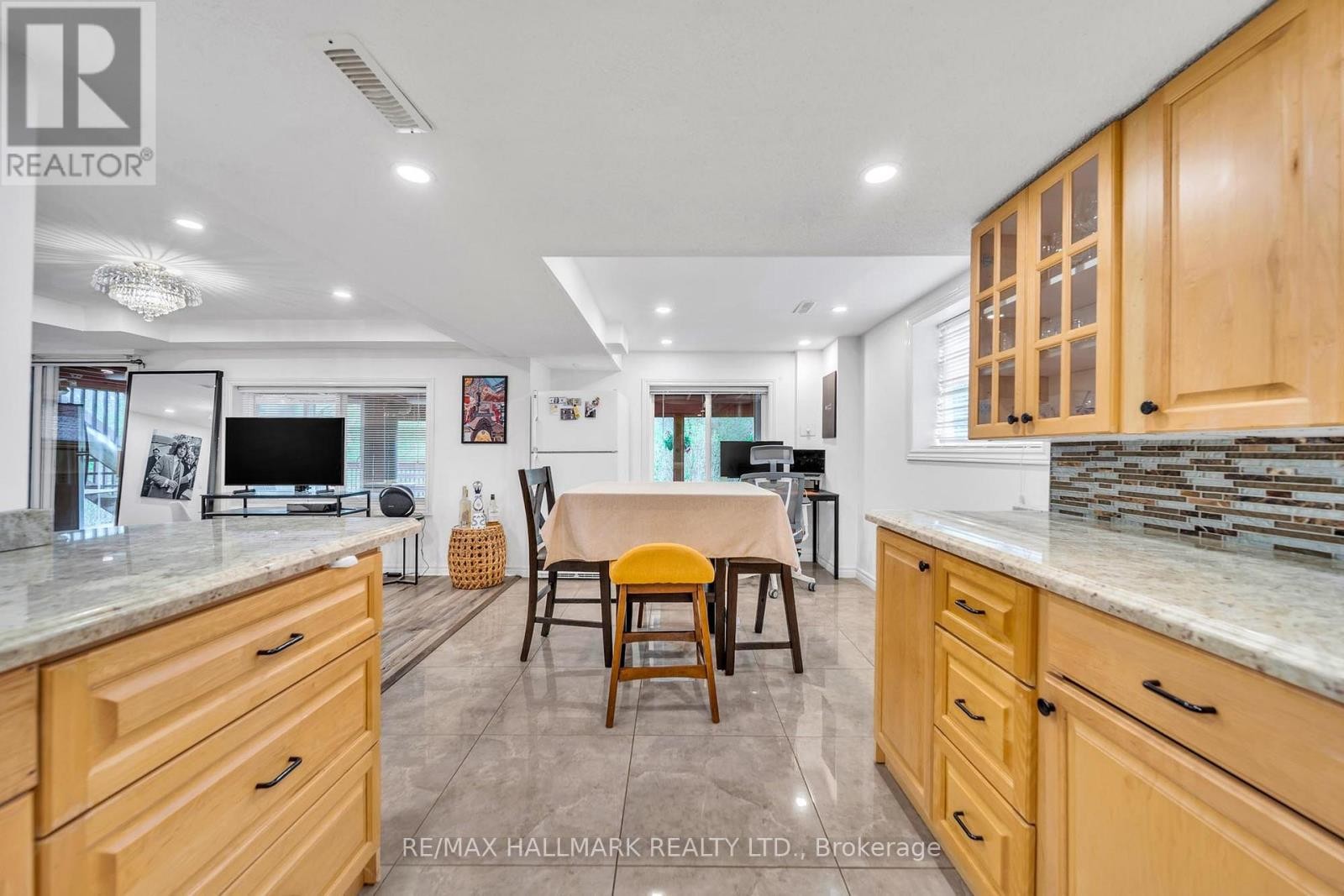 












58 ALEXIS ROAD

,
Markham (Thornlea),




Ontario
L3T6Z8

