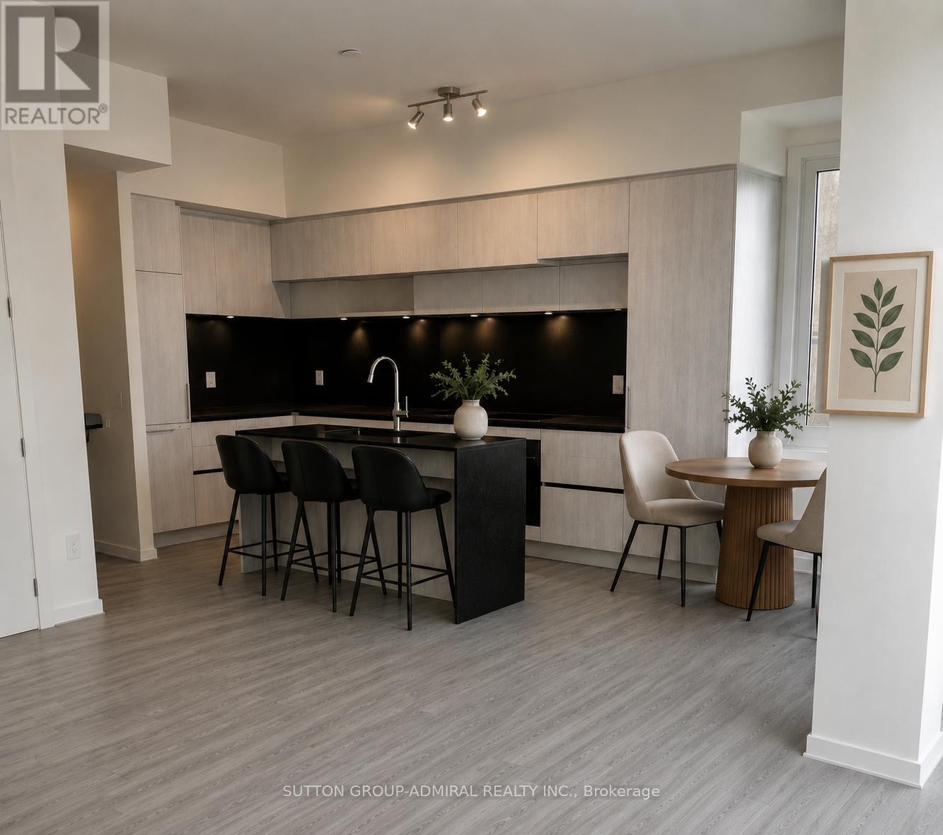












108 - 10 STECKLEY HOUSE LANE

,
Richmond Hill,




Ontario
L4S0N1

