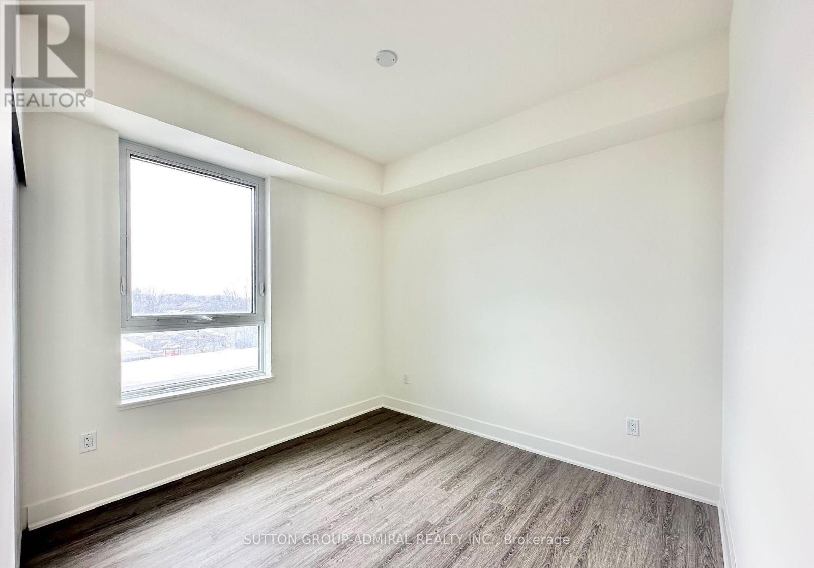 












304 - 185 DEERFIELD ROAD

,
Newmarket (Central Newmarket),




Ontario
L3Y0G7

