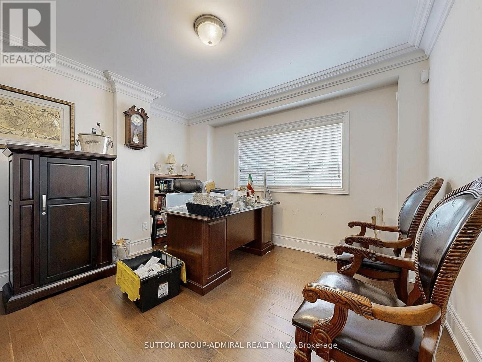 












109 FARRELL ROAD

,
Vaughan (Patterson),




Ontario
L6A4W7

