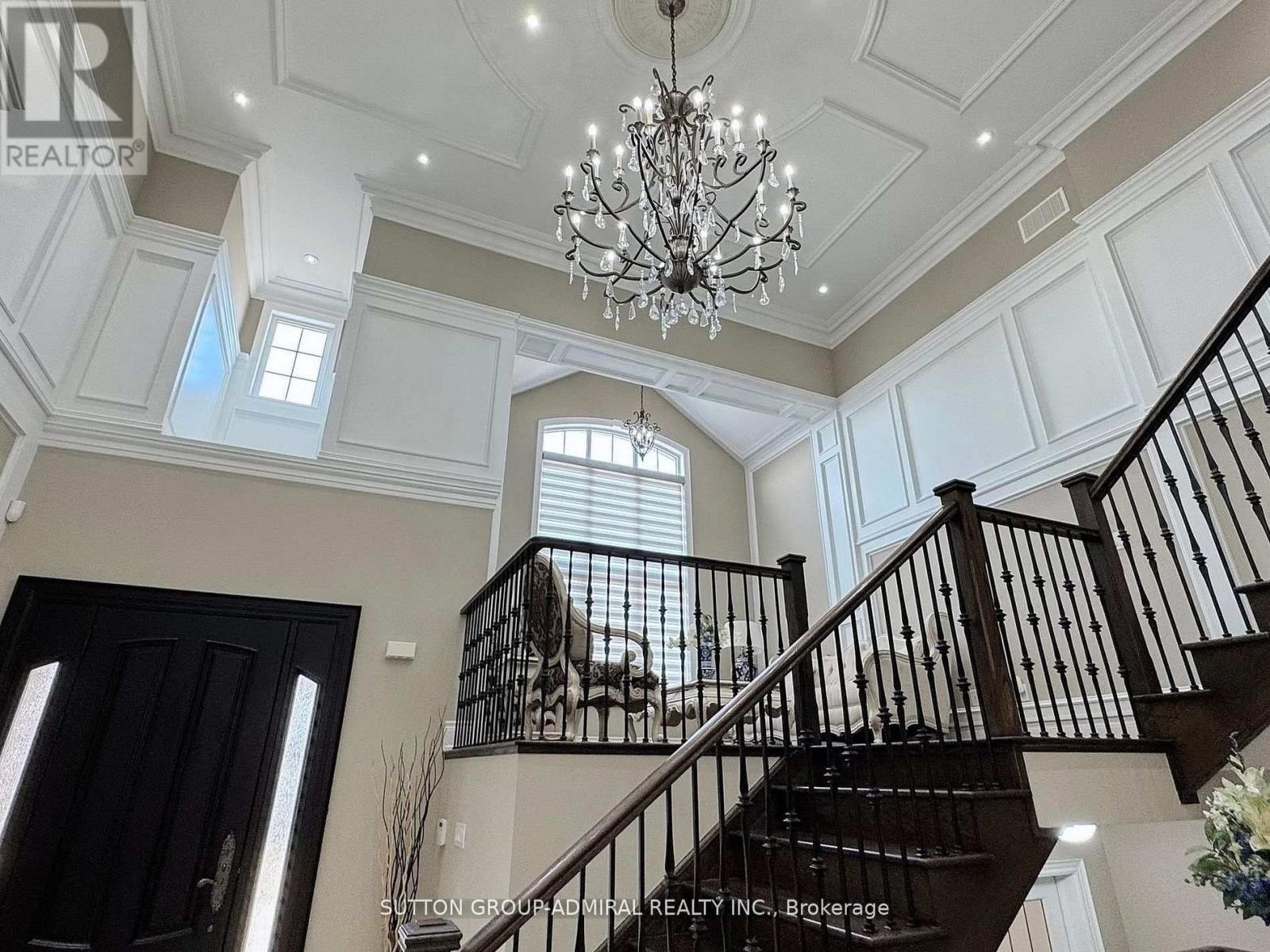 












109 FARRELL ROAD

,
Vaughan (Patterson),




Ontario
L6A4W7

