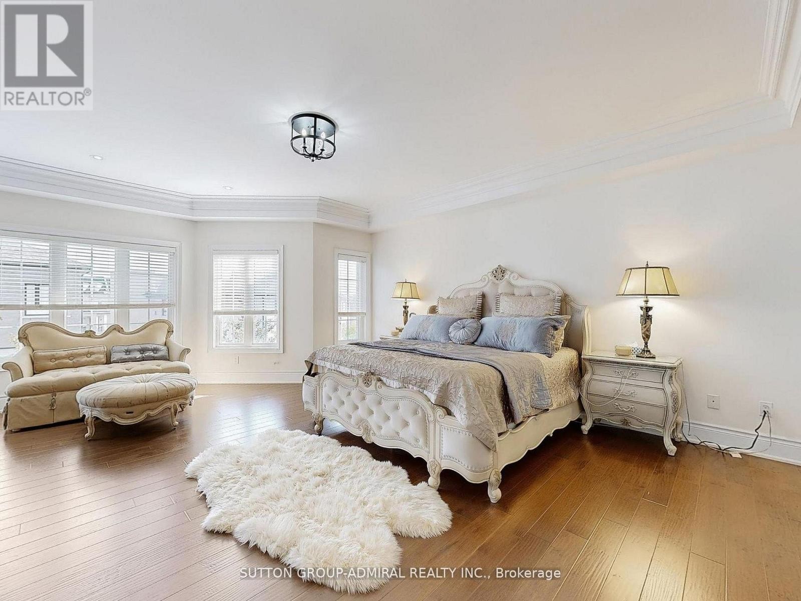 












109 FARRELL ROAD

,
Vaughan (Patterson),




Ontario
L6A4W7

