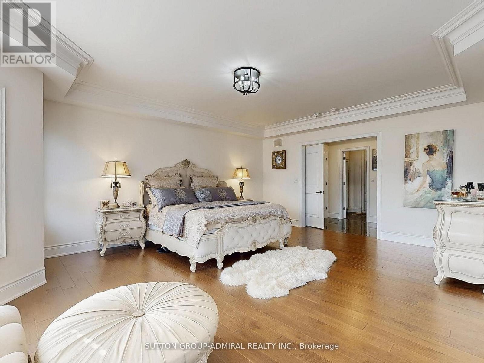 












109 FARRELL ROAD

,
Vaughan (Patterson),




Ontario
L6A4W7

