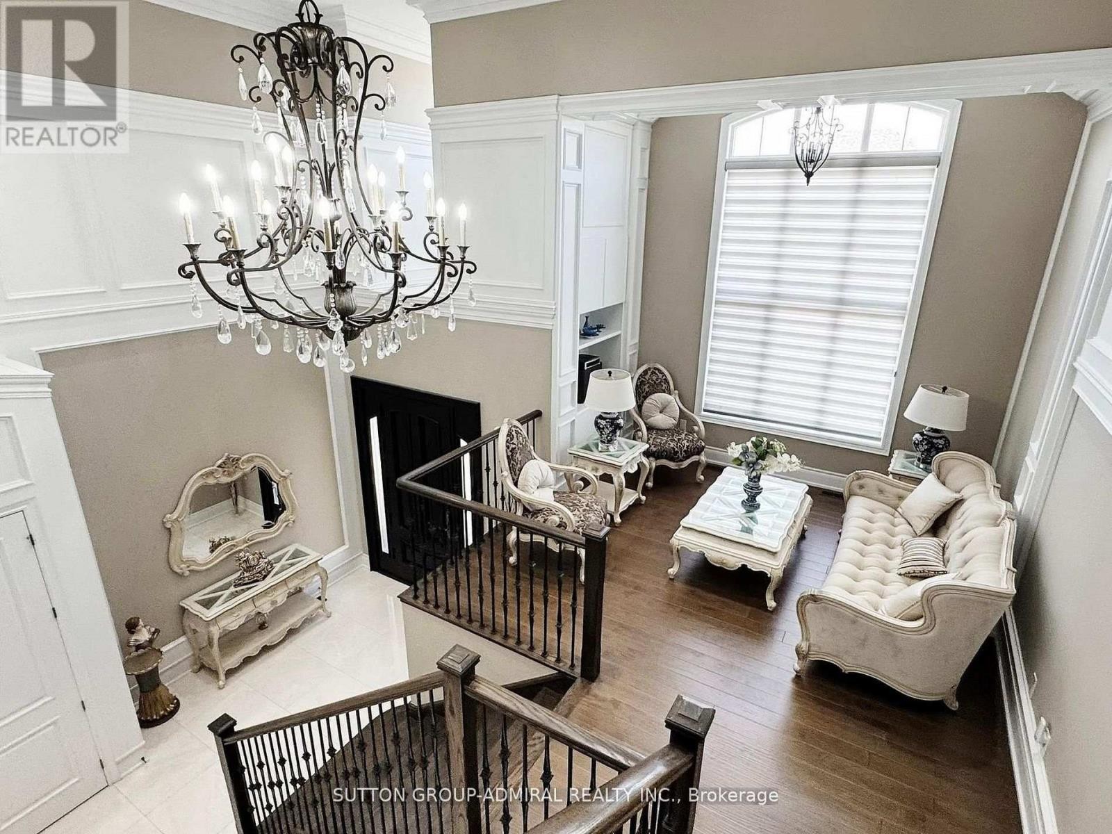 












109 FARRELL ROAD

,
Vaughan (Patterson),




Ontario
L6A4W7

