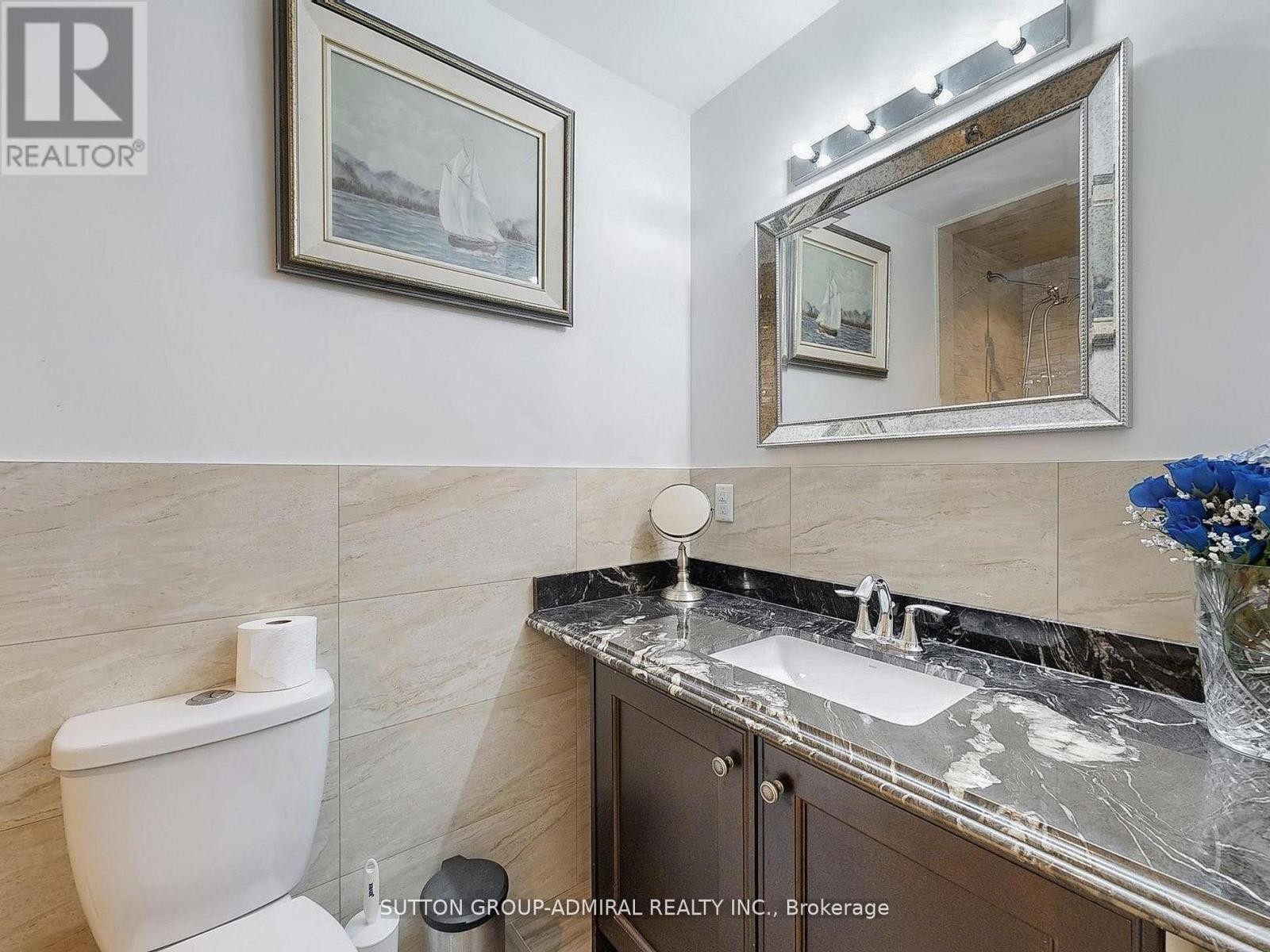












109 FARRELL ROAD

,
Vaughan (Patterson),




Ontario
L6A4W7

