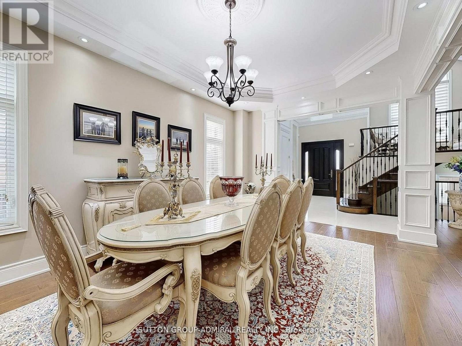 












109 FARRELL ROAD

,
Vaughan (Patterson),




Ontario
L6A4W7

