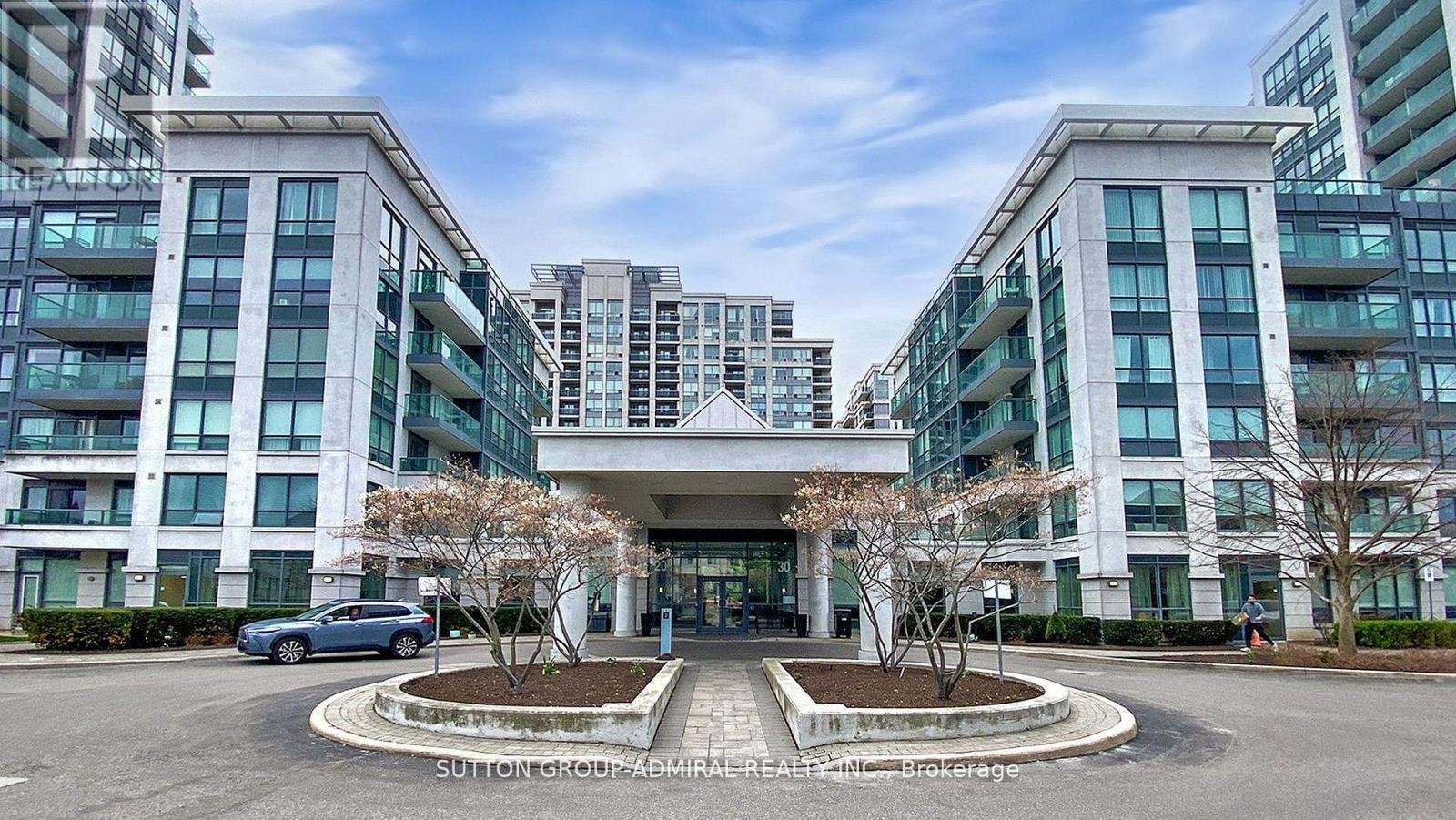 












811 - 20 NORTH PARK ROAD

,
Vaughan (Beverley Glen),




Ontario
L4J0G7

