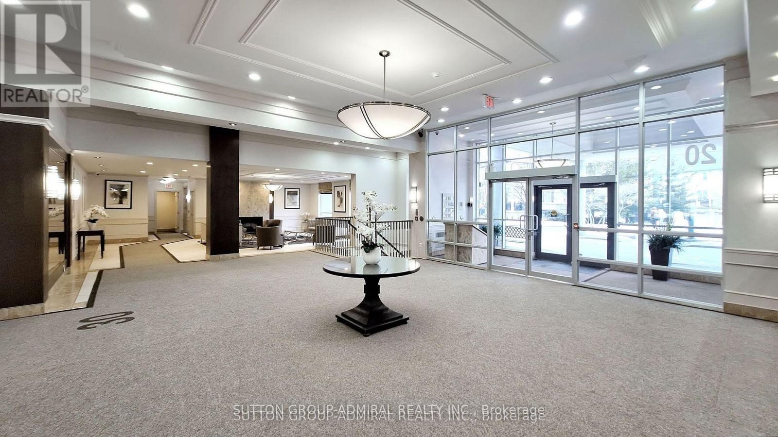 












811 - 20 NORTH PARK ROAD

,
Vaughan (Beverley Glen),




Ontario
L4J0G7

