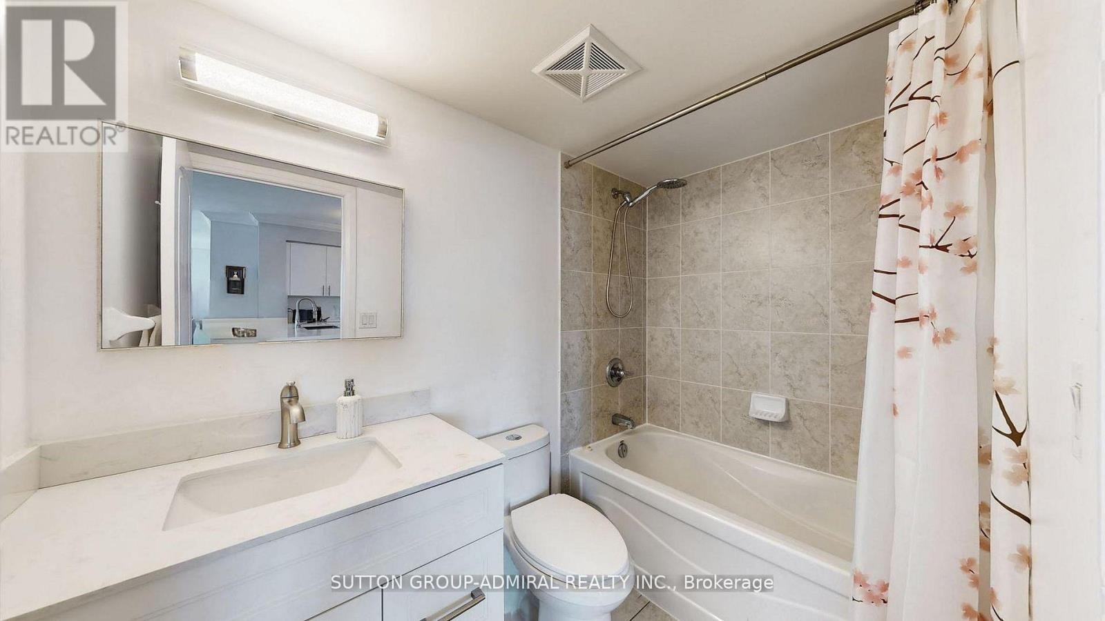 












811 - 20 NORTH PARK ROAD

,
Vaughan (Beverley Glen),




Ontario
L4J0G7


