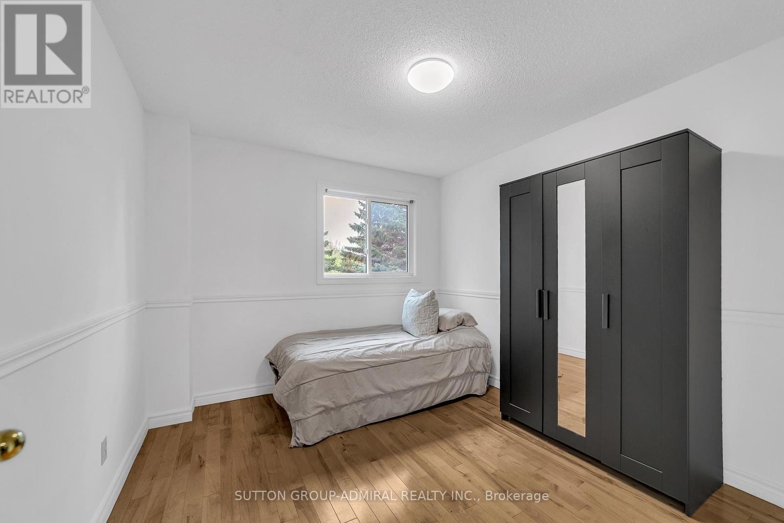 












63 O'CONNOR CRESCENT

,
Richmond Hill (North Richvale),




Ontario
L4C7P8

