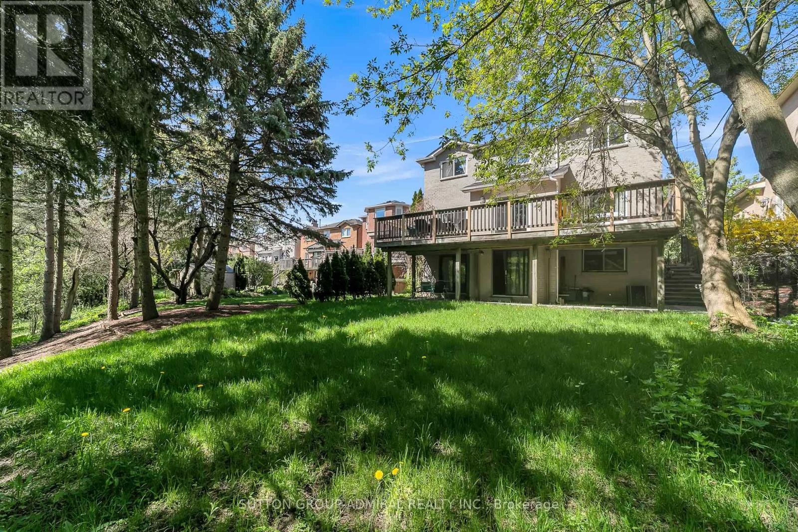 












63 O'CONNOR CRESCENT

,
Richmond Hill (North Richvale),




Ontario
L4C7P8

