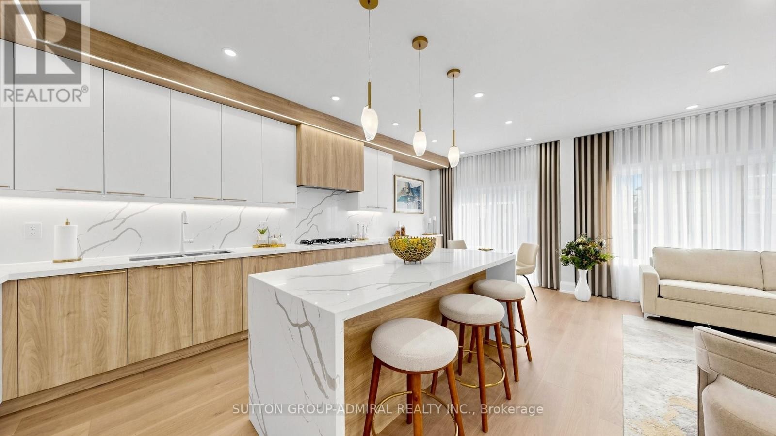 












27 ASNER AVENUE

,
Vaughan (Patterson),




Ontario
L6A0W6

