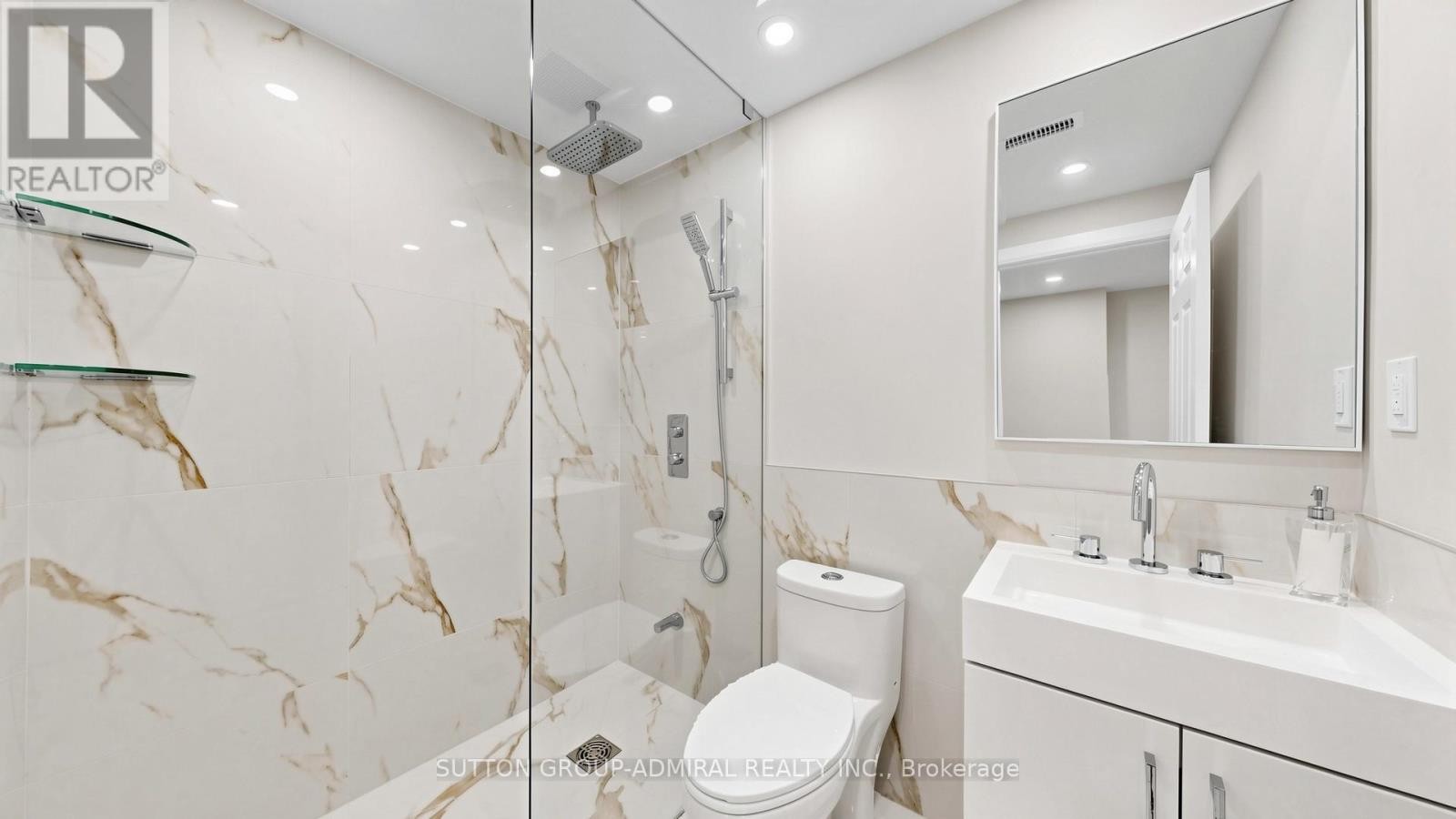 












27 ASNER AVENUE

,
Vaughan (Patterson),




Ontario
L6A0W6

