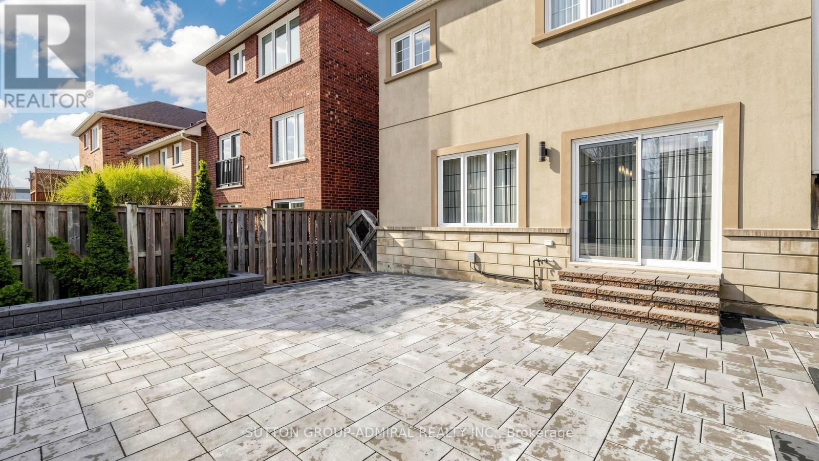 












27 ASNER AVENUE

,
Vaughan (Patterson),




Ontario
L6A0W6

