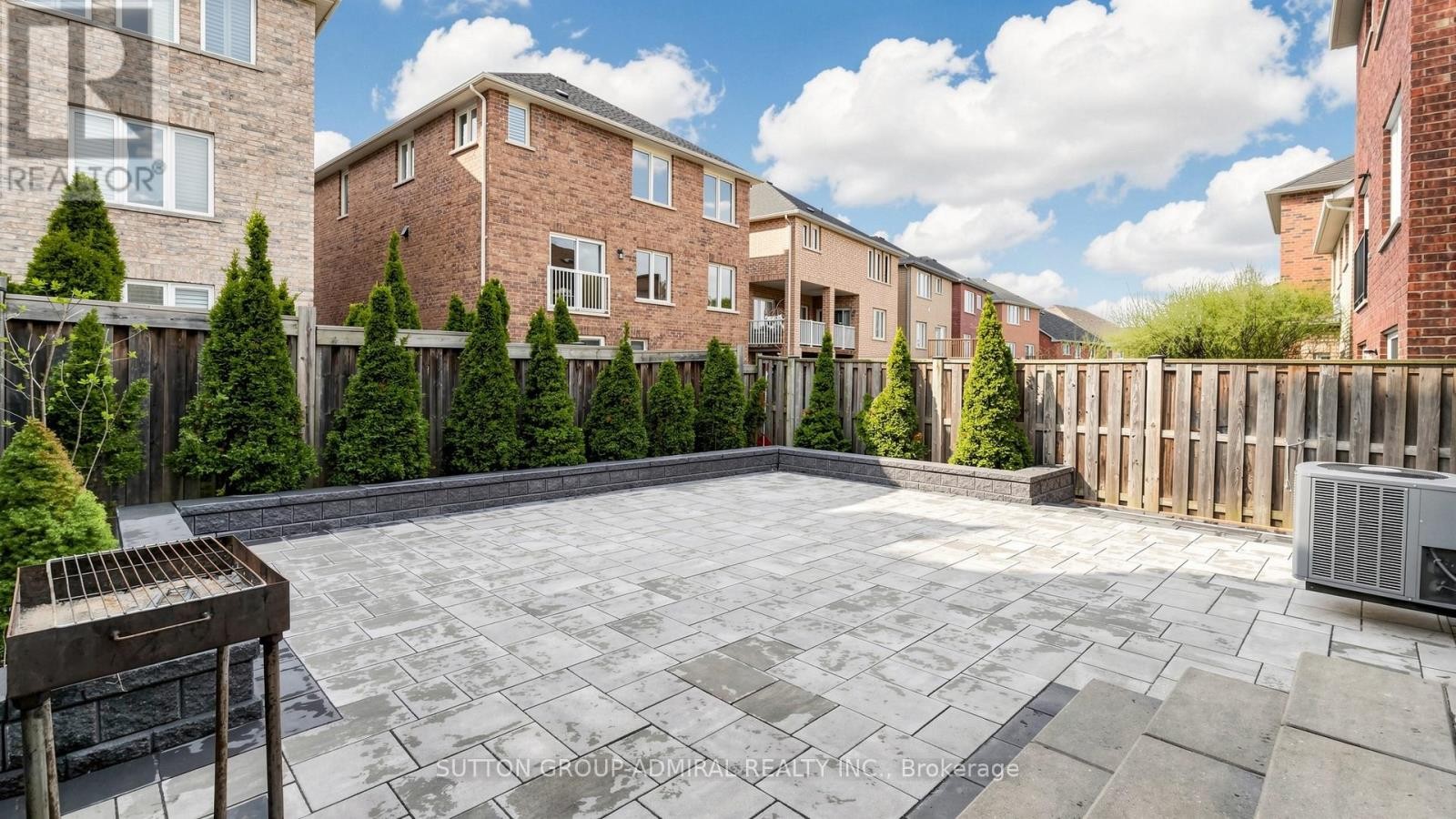 












27 ASNER AVENUE

,
Vaughan (Patterson),




Ontario
L6A0W6

