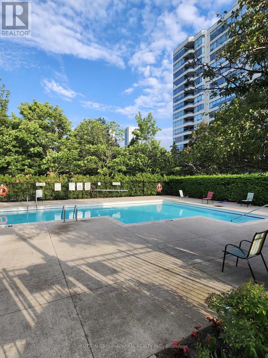 












910 - 120 PROMENADE CIRCLE

,
Vaughan (Brownridge),




Ontario
L4J7W9

