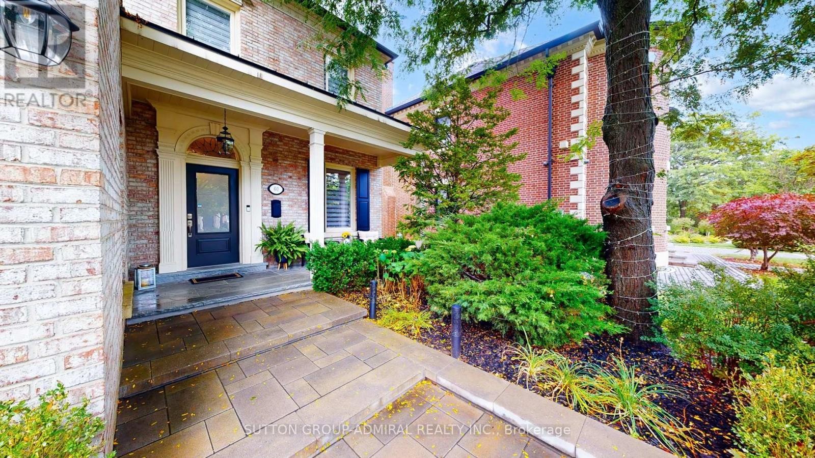 












60 BAYNARDS LANE

,
Richmond Hill (Mill Pond),




Ontario
L4C9B4

