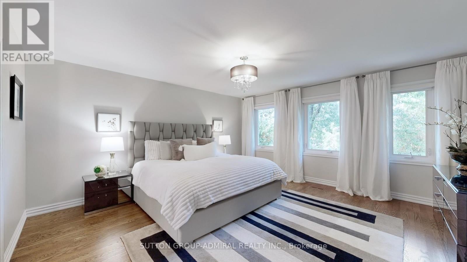 












60 BAYNARDS LANE

,
Richmond Hill (Mill Pond),




Ontario
L4C9B4

