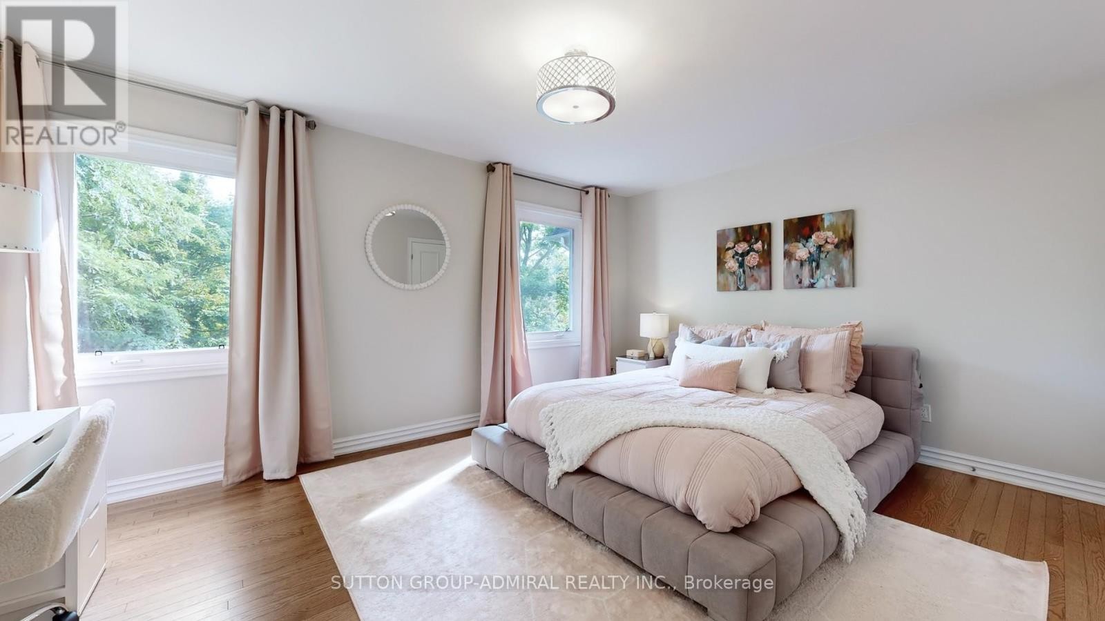 












60 BAYNARDS LANE

,
Richmond Hill (Mill Pond),




Ontario
L4C9B4

