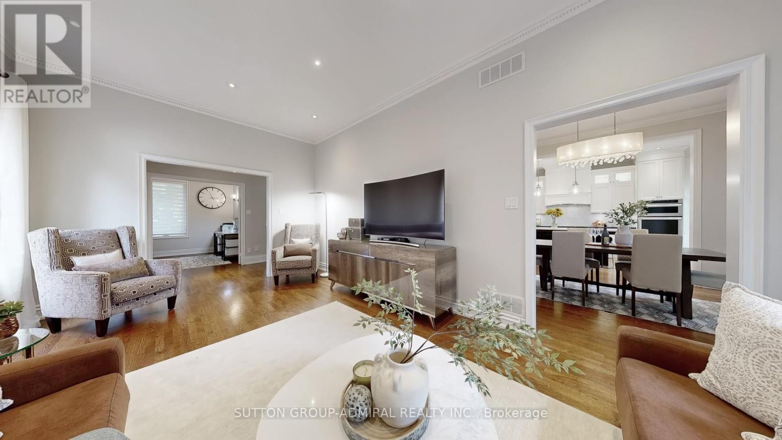












60 BAYNARDS LANE

,
Richmond Hill (Mill Pond),




Ontario
L4C9B4

