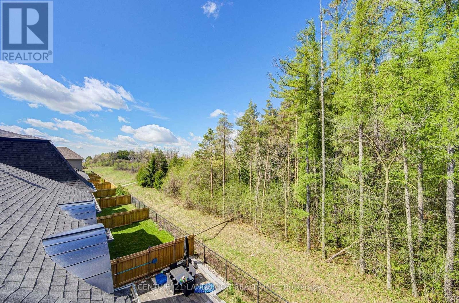 












121 MILKY WAY DRIVE

,
Richmond Hill (Observatory),




Ontario
L4C4L9


