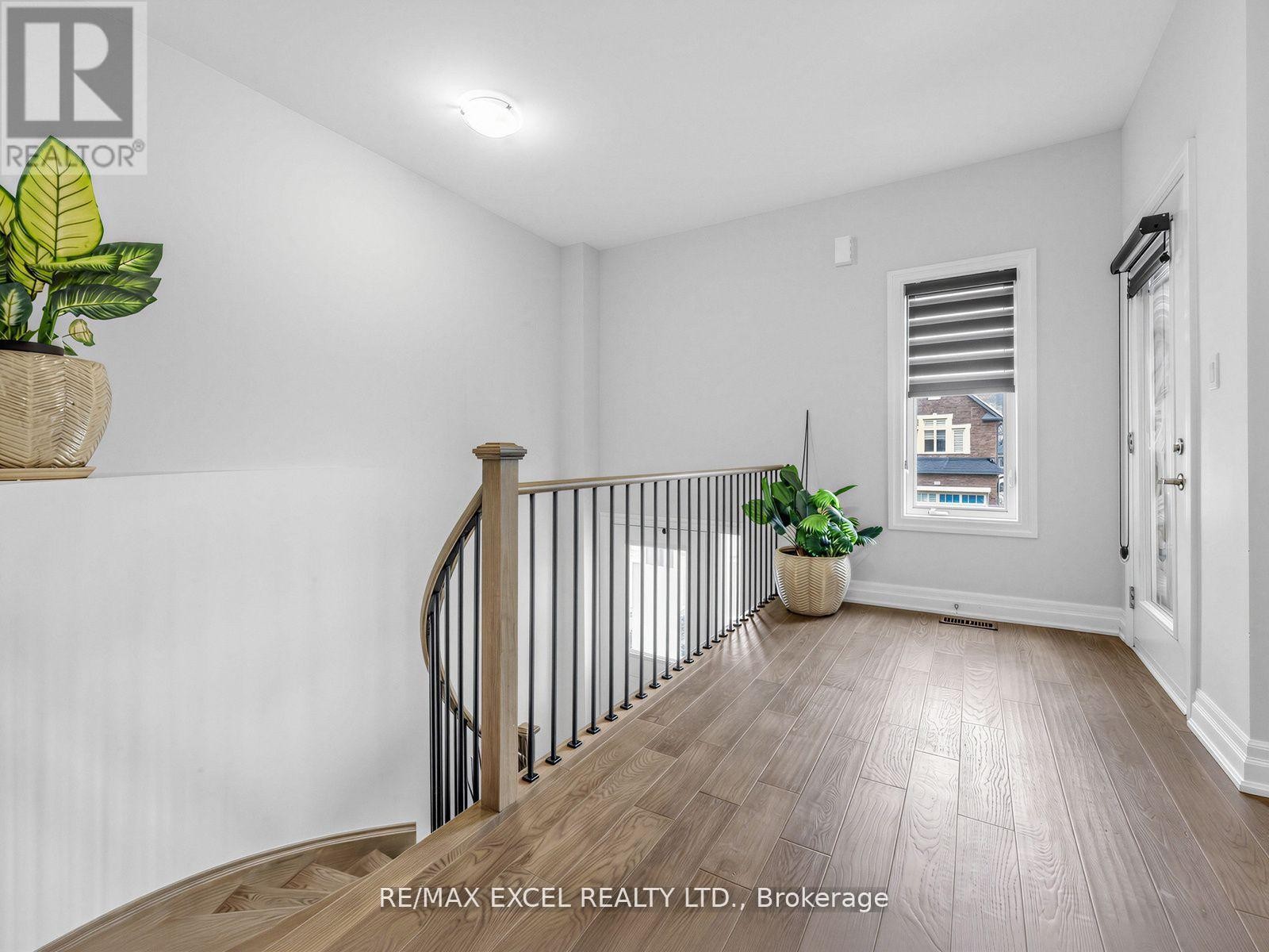












1454 STOVELL CRESCENT

,
Innisfil (Lefroy),




Ontario
L0L1W0

