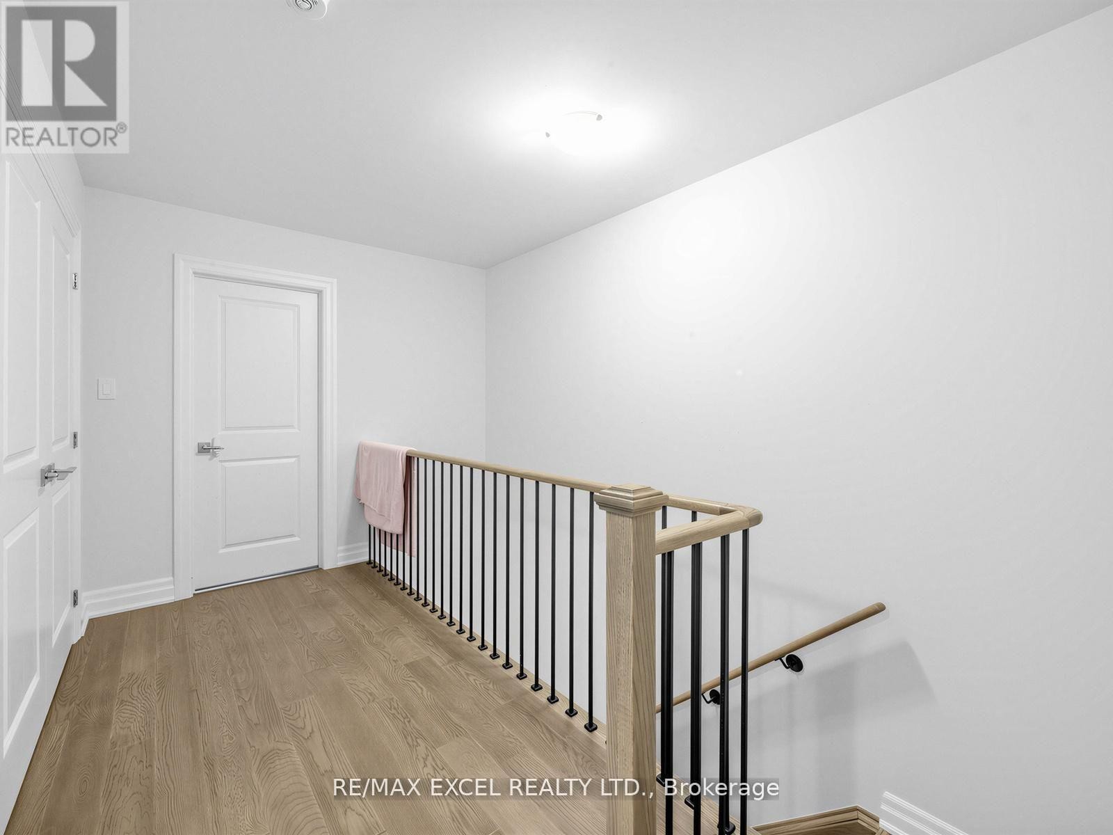 












1454 STOVELL CRESCENT

,
Innisfil (Lefroy),




Ontario
L0L1W0


